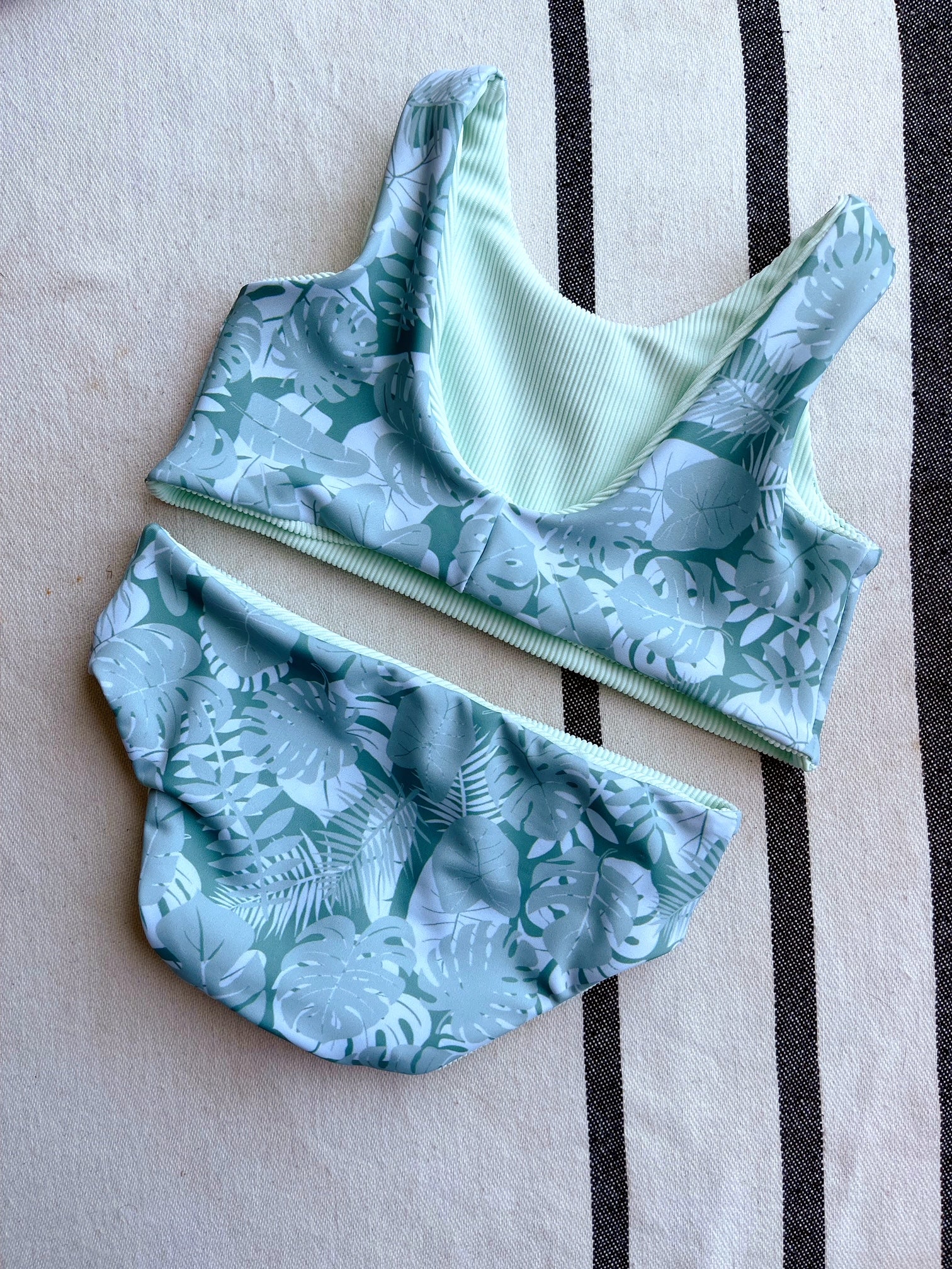 Groovy High-Neck Bikini Top